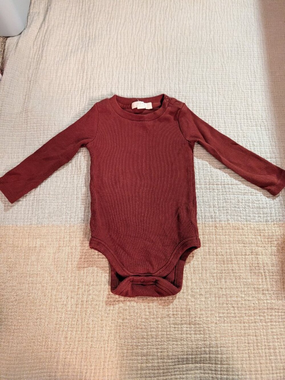 Colored Organics Kendi, Ribbed bodysuit, 6-12M